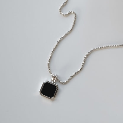 Obsidian Elegance